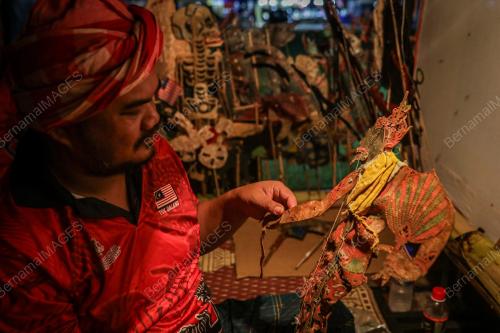 WAYANG KULIT WARISAN ENAM SAUDARA