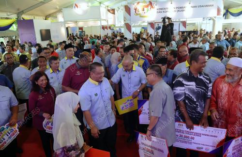 TUANKU SYED FAIZUDDIN PUTRA JAMALULLAIL