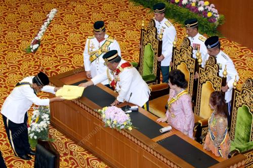 PR02_05092012_SIDANG_DUN