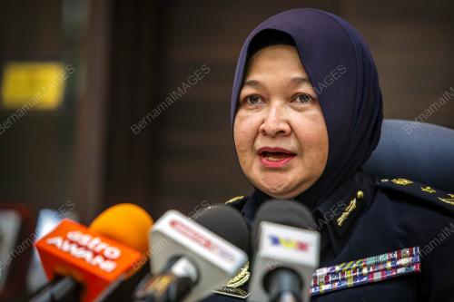 NORAINI MOHD NAWI