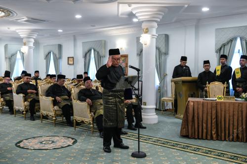 TUANKU SYED SIRAJUDDIN JAMALULLAIL