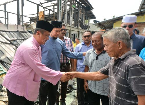 PR02_09112018_TINJAU_KEBAKARAN