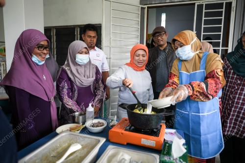DATUK SERI NANCY SHUKRI