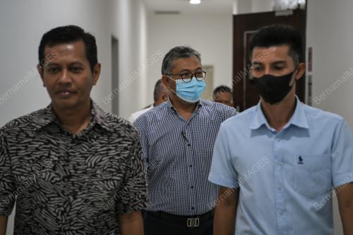 DATUK SERI AZLAN MAN