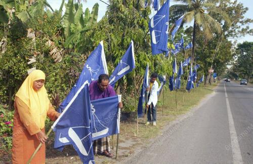 BENDERA PILIHAN RAYA