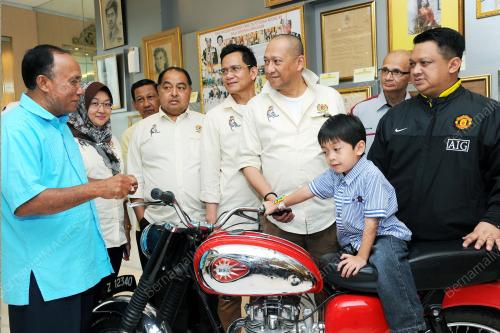 PR02_15012014_GALERI_DIRAJA