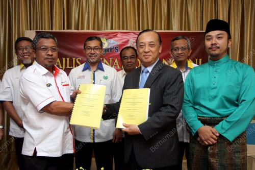 PR02_15122004_PUTRA_PALACE