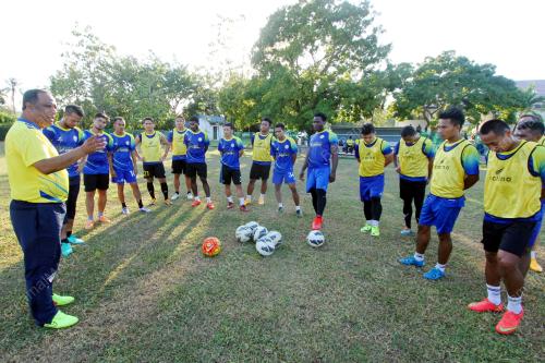 PR02_16012005_DOLLAH_SALLEH