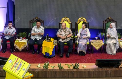 TUANKU SYED SIRAJUDDIN JAMALULLAIL