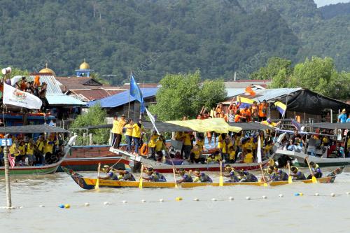 PR02_16112006_PERAHU_PANJANG