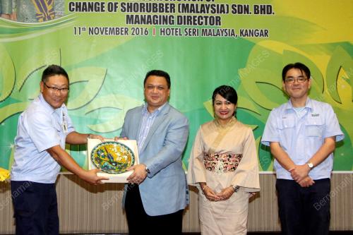 PR02_16112011_SHORUBBER