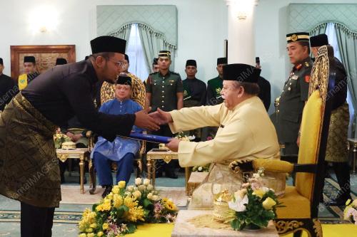 TUANKU SYED SIRAJUDDIN PUTRA JAMALULLAIL