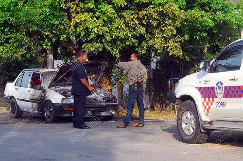PR02_17012011_BAKAR_KERETA