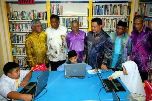 PR02_17062013_PERPUSTAKAAN