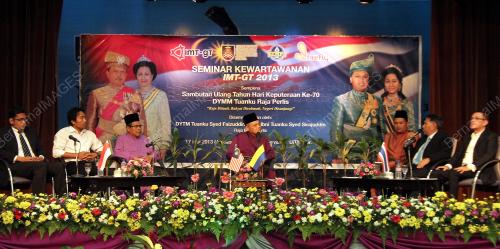 PR02_18052013_KEWARTAWANAN
