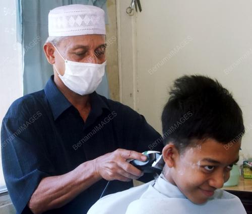 ZAINI BAKAR