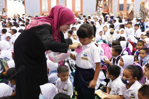 PENGGAL PERTAMA SEKOLAH SESI 2023/2024