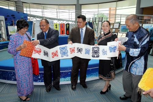 PR02_22042014_KESENIAN_CHINA