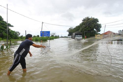 PR02_22092017_PERLIS_BANJIR