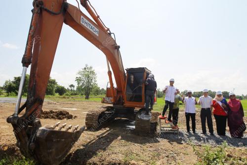 PR02_23042017_PECAH_TANAH_BN201704231257