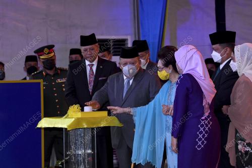 RAJA PERLIS TUANKU SYED SIRAJUDDIN TUANKU SYED PUTRA JAMALULAIL