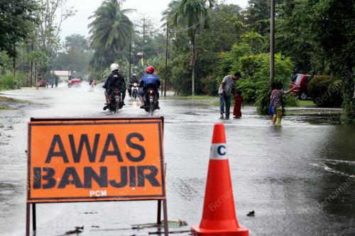 PR02_24122014_PERLIS_BANJIR