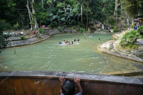 PELANCONGAN DOMESTIK
