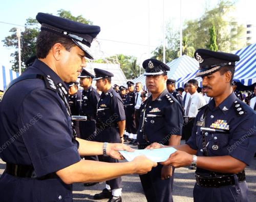 SAMBUTAN HARI POLIS KE-203