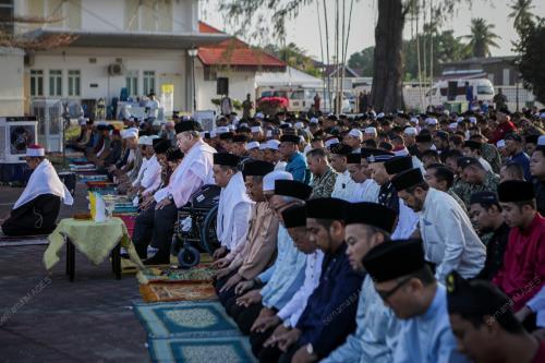 TUANKU SYED SIRAJUDDIN JAMALULLAIL