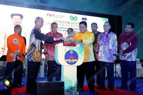 PR02_25042017_PENGETUA