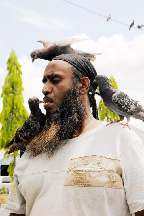 PR02_28042015_PENCINTA_BURUNG