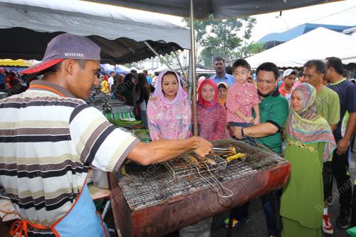 PR02_29062014_TUANKU_BAZAR
