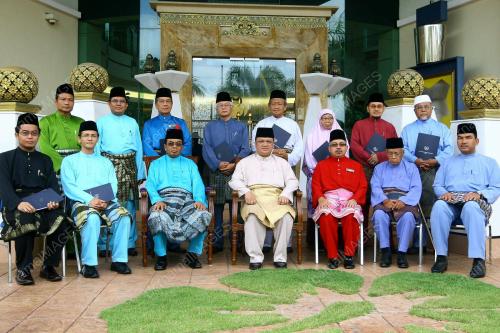 TUANKU SYED FAIZUDDIN PUTRA JAMALULLAIL