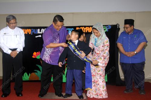 PR02_31072018_IKON_BUKU_BN201807314547