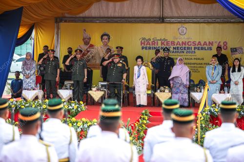 TUANKU SYED SIRAJUDDIN JAMALULLAIL