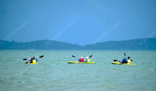 EKSPEDISI KAYAK TAHUN BARU 2022