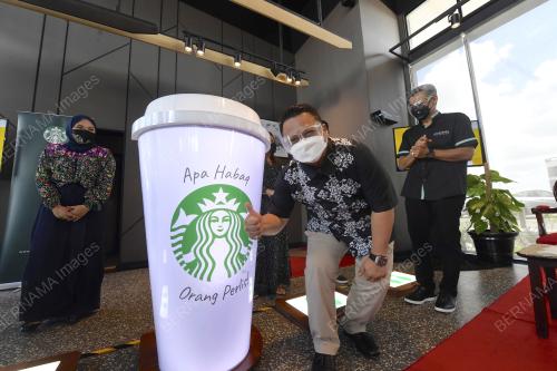 STARBUCKS PANDU LALU KANGAR JAYA