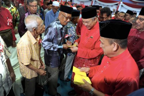PR03_03092016_UMNO