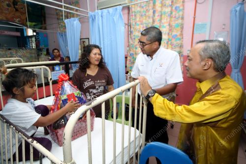 PR03_05042013_UMW_HTF