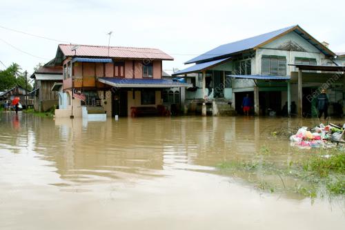 PR03_05102012_BANJIR_KILAT