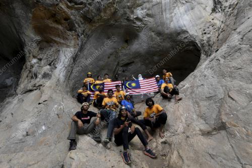 WALL_BUKIT KETERI