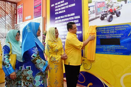 PR03_09032017_TITIAN_KASIH