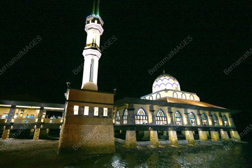 MASJID AL-HUSSAIN
