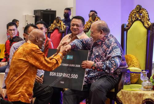 TUANKU SYED SIRAJUDDIN JAMALULLAIL