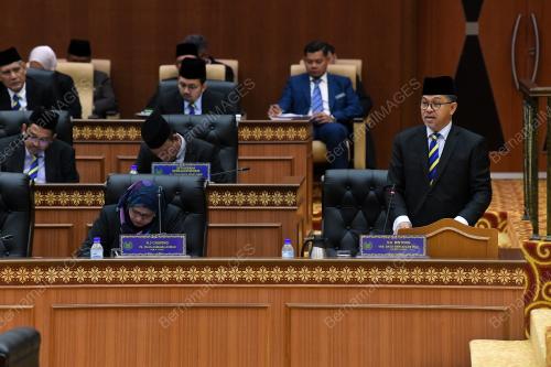 DATUK SERI AZLAN MAN