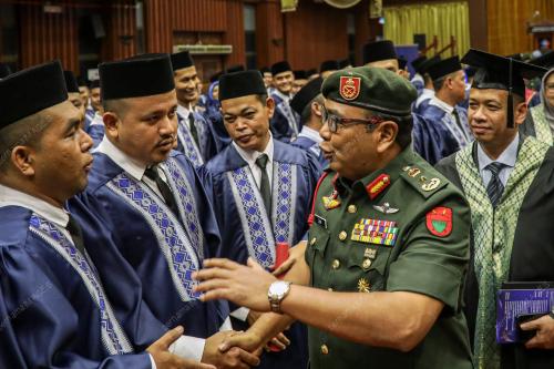 MOHD ZAINI HASHIM