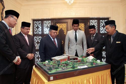 PR03_12052014_KJ_ISTANA