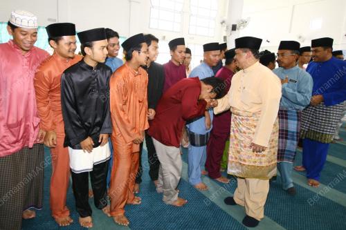TUANKU SYED FAIZUDDIN PUTRA JAMALULLAIL