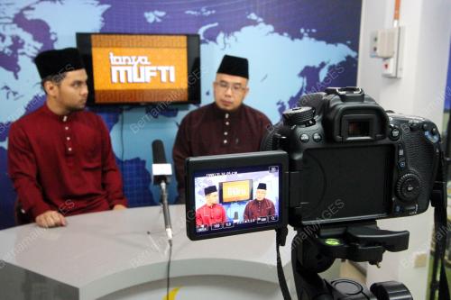 PR03_16062010_STUDIO_ISNAD