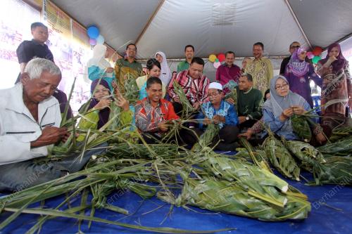 PR03_16102027_FIESTA_SENI